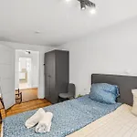 Suite Modern Fuer 6 Aalen Wlan Netflix Apartman