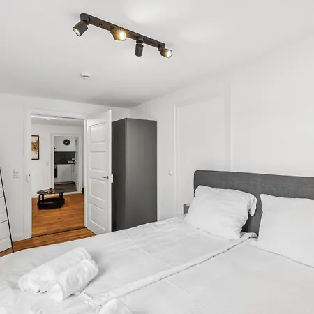 Suite Modern Fuer 6 Aalen Wlan Netflix